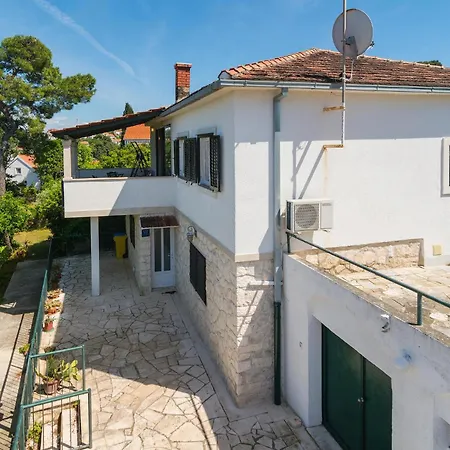 Stunning In With Wifi