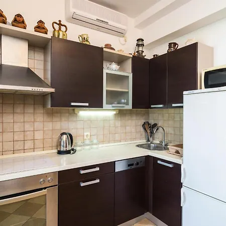 Stunning In With Wifi شقة بوستيرا