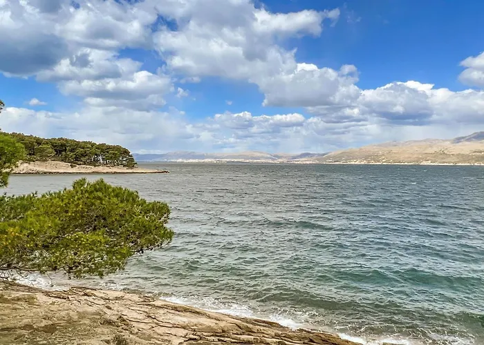 Apartament Stunning In With Wifi Postira