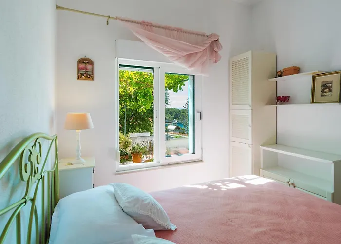 Stunning In With Wifi * Postira