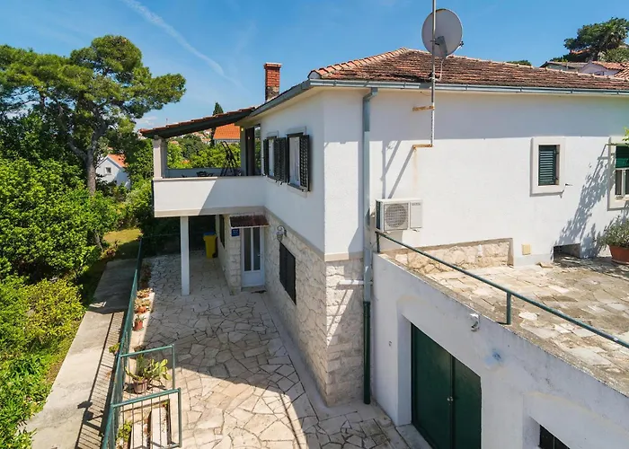 Stunning In With Wifi