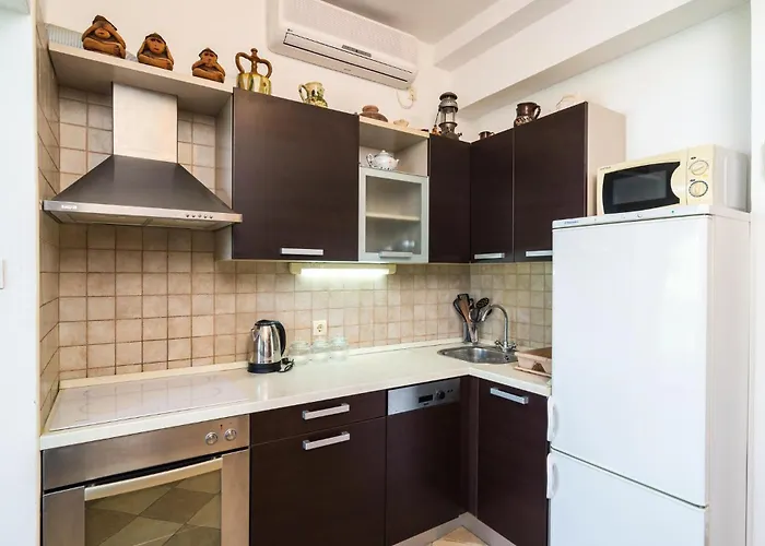 Stunning In With Wifi Apartament Postira